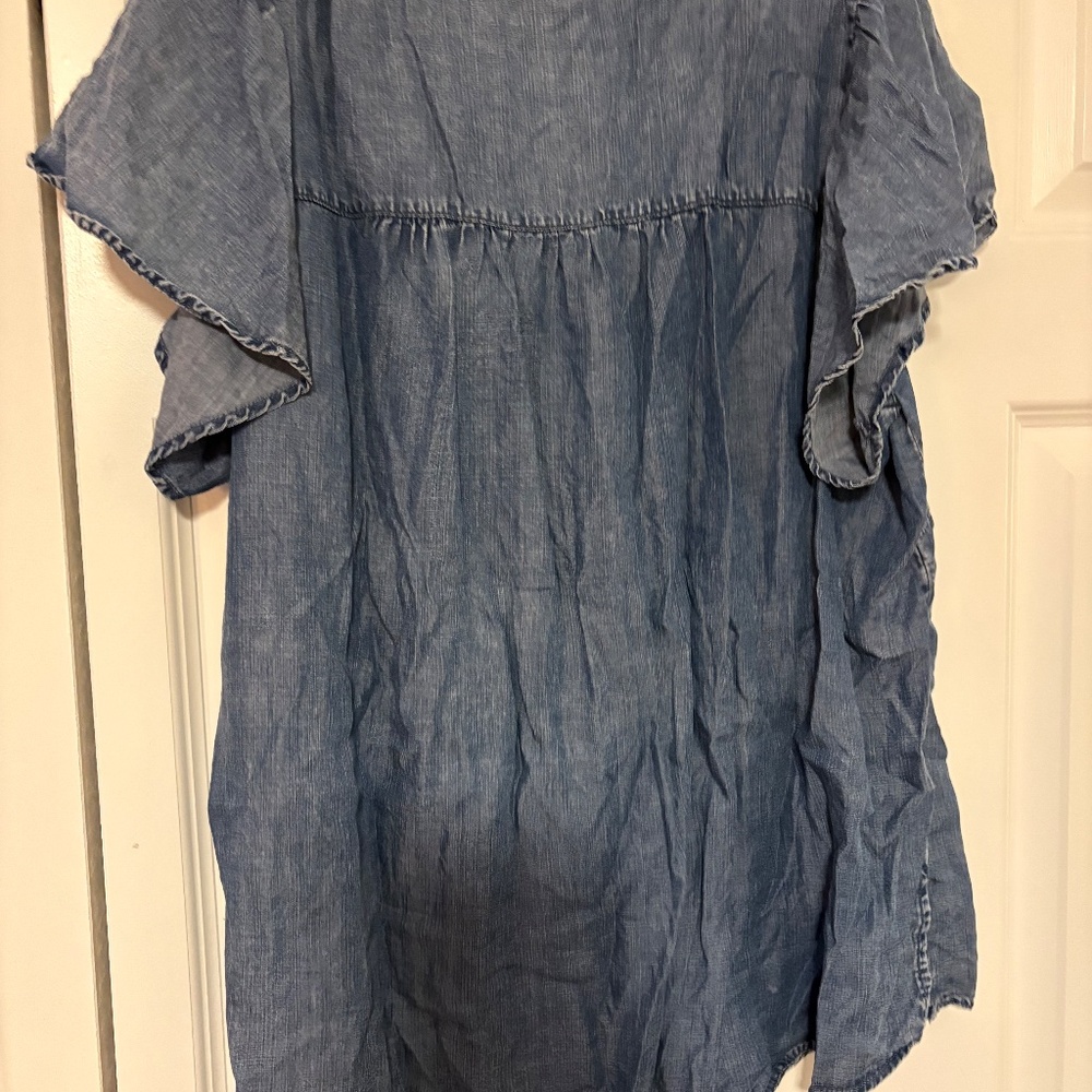 Jane and Delancey Size 1X Denim Short Sleeve Top - Picture 3 of 3